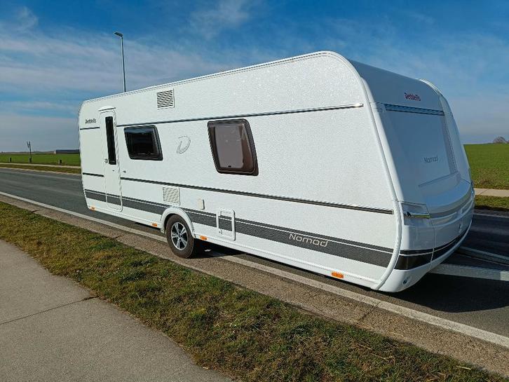 Dethleffs nomad 560fmk, Caravans en Kamperen, Caravans, Particulier, tot en met 6, 1500 - 2000 kg, Overige, Dethleffs, Lengtebed