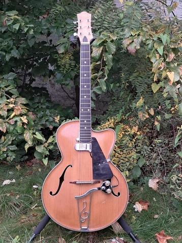 Archtop Massive Vintage Micro DeArmond