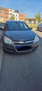 Opel Astra 2010, Auto's, Voorwielaandrijving, Euro 5, 4 cilinders, Adaptieve lichten