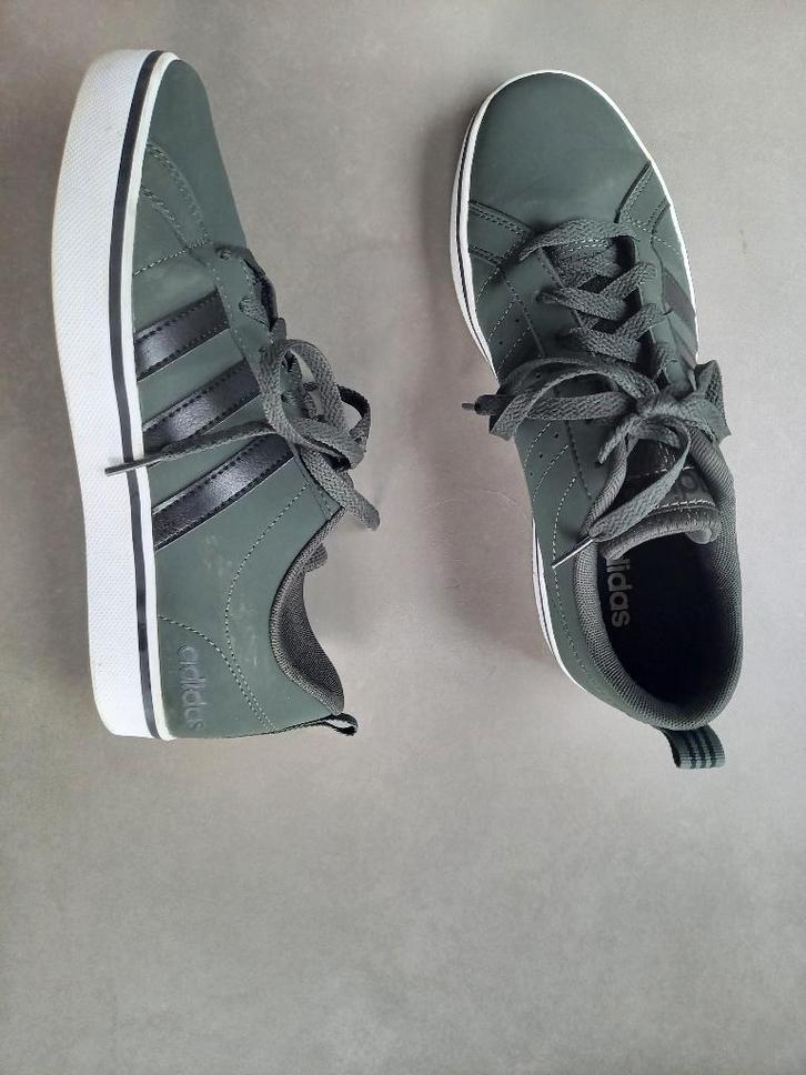 Adidas schoenen sneakers mt 39 nieuw in de doos, Vêtements | Hommes, Chaussures, Neuf, Baskets, Autres couleurs, Enlèvement