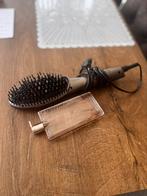 Hair straightener and parfume for free!, Handtassen en Accessoires, Uiterlijk | Haarverzorging, Ophalen, Gebruikt, Krultang of Stijltang