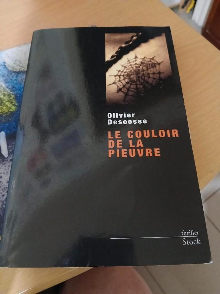 le couloir de la pieuvre Olivier Descosse, Boeken, Detectives, Gelezen, Ophalen of Verzenden