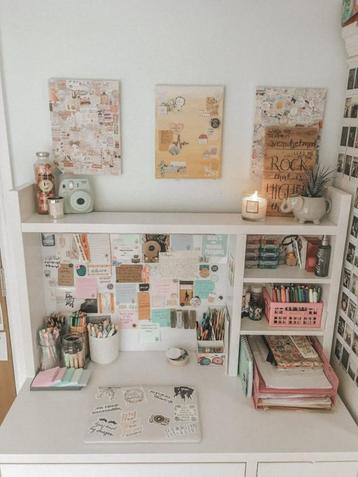 Te koop: Micke bureau (Ikea) beschikbaar voor biedingen