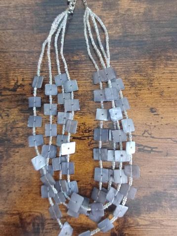Vintage - 4 string statement ketting (29cm) beschikbaar voor biedingen