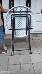 Table debout pliable, Enlèvement