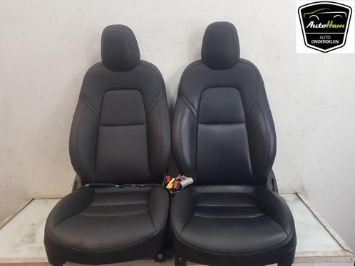 INTERIEUR Tesla Model 3 (01-2017/-) (110710300P), Auto-onderdelen, Interieur en Bekleding, Overige automerken, Gebruikt