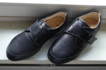 Zwarte stevige  schoenen " Actiflex " m 39/ Als nieuw beschikbaar voor biedingen