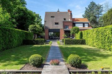Huis te koop in Kapellen, 5 slpks beschikbaar voor biedingen