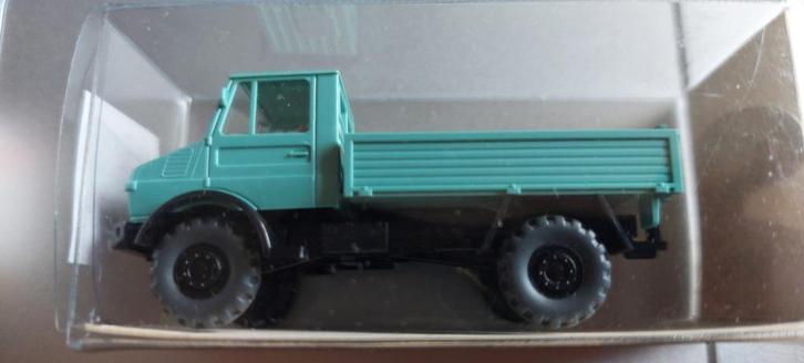 H0LK 0906 MERCEDES-BENZ UNIMOG 1:87., Hobby en Vrije tijd, Modelauto's | 1:87, Zo goed als nieuw, Bus of Vrachtwagen, Wiking, Verzenden