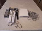 Console Nintendo Wii Blanche + 2 manettes + 8 jeux ++++++++, Met 2 controllers, Gebruikt, Ophalen of Verzenden, Met games