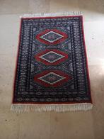 Tapijt in zeer goede staat. 85 cm op 110 cm, Huis en Inrichting, Stoffering | Tapijten en Vloerkleden, Ophalen