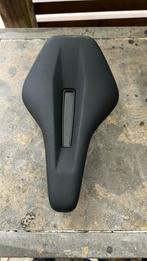Zadel fiets gravel bike, Fietsen en Brommers, Fietsonderdelen, Ophalen of Verzenden, Zo goed als nieuw, Zadel