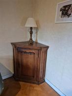 Antieke hoekkast, Ophalen