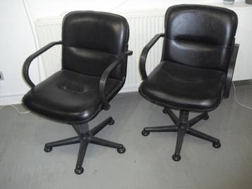 Kwalitatieve goed zittende Bureau stoelen / 2 stuks beschikbaar voor biedingen