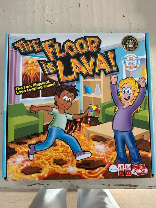 The Floor Is Lava!! Award winning spel, Hobby en Vrije tijd, Gezelschapsspellen | Bordspellen, Nieuw, Ophalen of Verzenden
