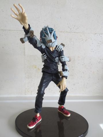 Beeldje van Tomura Shigaraki beschikbaar voor biedingen