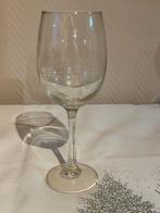 Lot de 8 verres à vin – Simples, élégants et efficaces !, Ophalen, Zo goed als nieuw