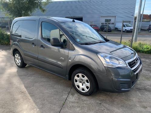 PEUGEOT PARNTER/CITROEN BERLINGO AIRCO/NAVI/PARKEERSENSOREN/, Auto's, Bestelwagens en Lichte vracht, Bedrijf, Te koop, ABS, Airbags