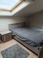 Bed 160 x 200 met nachtkast kleur grijze eik/bruin, Ophalen, 200 cm, Grijs, 160 cm