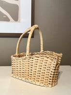 Panier à vin en osier 4€, Hobby en Vrije tijd, Picknickmanden, Ophalen, Zo goed als nieuw