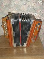 Accordeon, Muziek en Instrumenten, Gebruikt, Overige formaten, Met koffer, Knopaccordeon