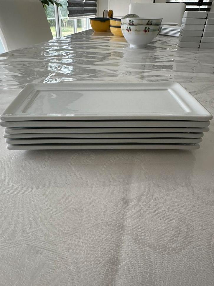 COSY & TRENDY - 6 assiettes rectangulaires en porcelaine, Huis en Inrichting, Keuken | Servies, Zo goed als nieuw, Porselein, Ophalen