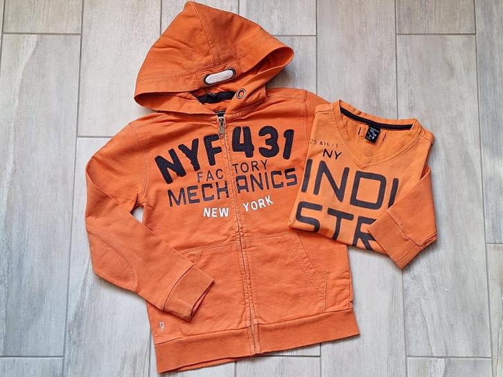 ★ M122/128 - Trui met kap en T-Shirt Seven one Seven, Kinderen en Baby's, Kinderkleding | Maat 122, Gebruikt, Jongen, Trui of Vest