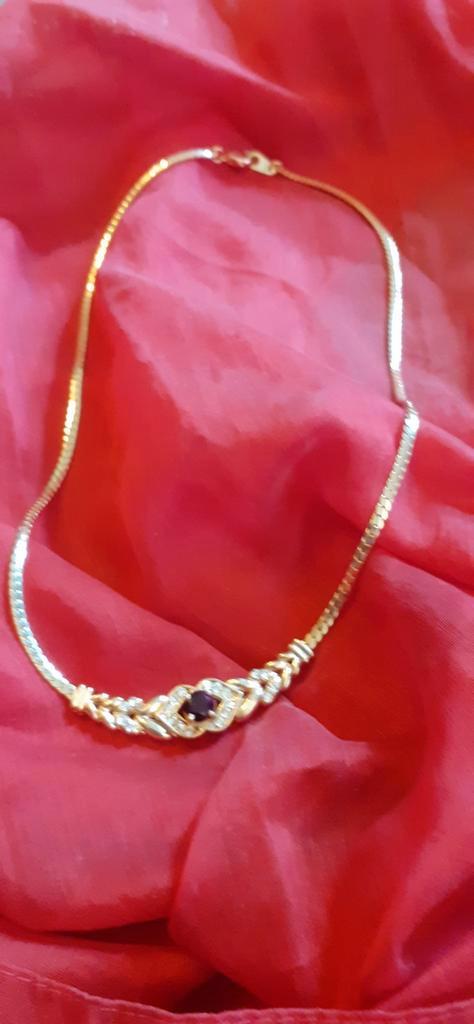 Collier doré avec pendentif fixe avec strass, Handtassen en Accessoires, Kettingen, Zo goed als nieuw, Kunststof, Rood, Met hanger