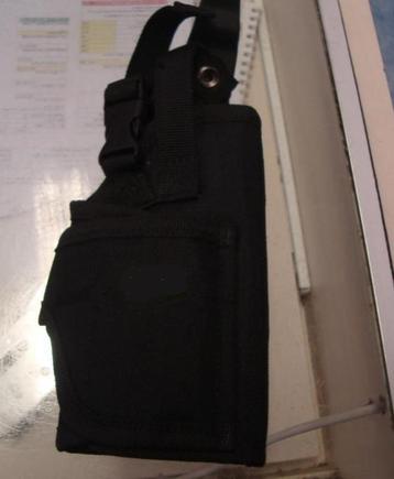 riemholster beschikbaar voor biedingen