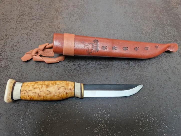 Hand gemaakt sami mes uit lapland. Nieuw, Caravanes & Camping, Outils de camping, Enlèvement
