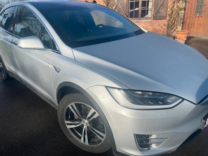 Tesla model X - 100D, Auto's, Tesla, Particulier, Model X, Trekhaak, Elektrisch, Monovolume, 5 deurs, Automaat, Zilver of Grijs