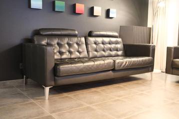 Canapé Landskrona 3 places en cuir noir. Tres bin état beschikbaar voor biedingen