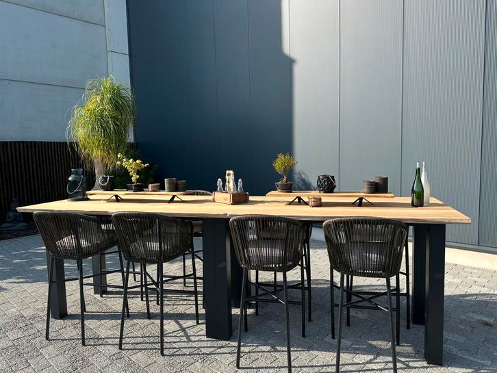 Teaken hoge tuintafel 360cm met 8 bijhorende hoge stoelen, Tuin en Terras, Tuintafels, Zo goed als nieuw, Ophalen