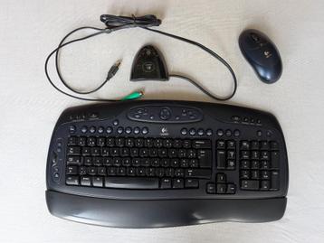Toetsenbord met muis  beschikbaar voor biedingen