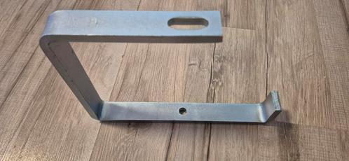 Support métallique en équerre robuste – comme neuf, Huis en Inrichting, Woonaccessoires | Wandplanken en Boekenplanken, Zo goed als nieuw