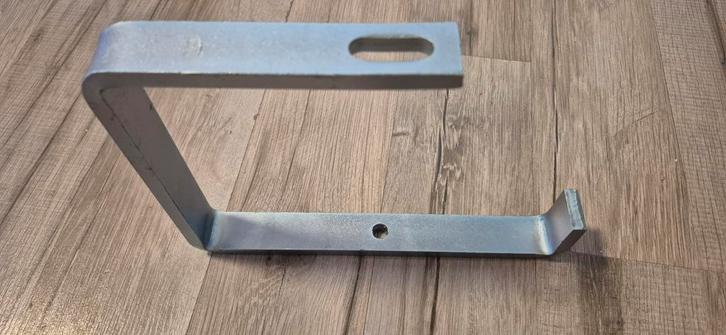 2x Support métallique en équerre robuste – comme neuf, Huis en Inrichting, Woonaccessoires | Wandplanken en Boekenplanken, Zo goed als nieuw