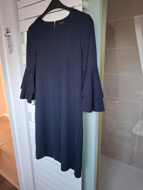 Donkerblauw kleedje Vero Moda maat M/L, Kleding | Dames, Jurken, Zo goed als nieuw, Maat 38/40 (M), Ophalen