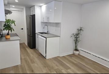 LOCATION STUDIO NON MEUBLE, 20 à 35 m², Bruxelles