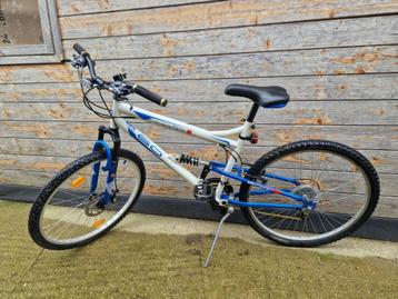 ZEER MOOIE  MOUNTAINBIKE FULL SUSPENSION 26’. 