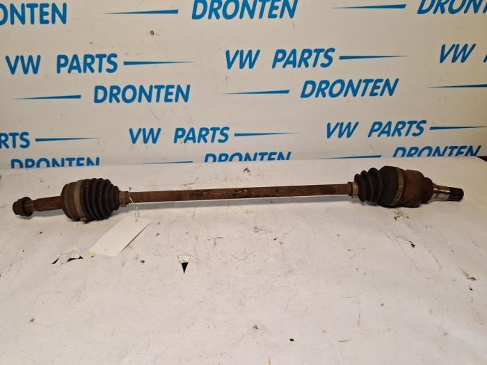 Aandrijfas rechts-voor van een Toyota Aygo, Auto-onderdelen, Remmen en Aandrijving, Toyota, Gebruikt, 3 maanden garantie, Ophalen of Verzenden