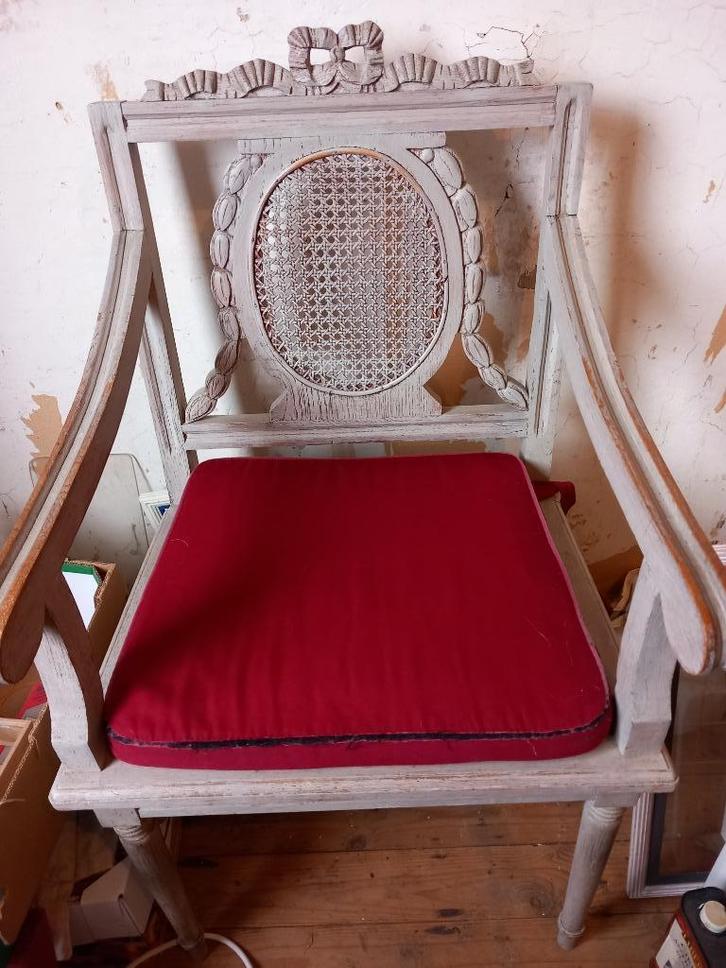 antieke stoelen + bedden, Antiek en Kunst, Antiek | Meubels | Stoelen en Sofa's, Ophalen