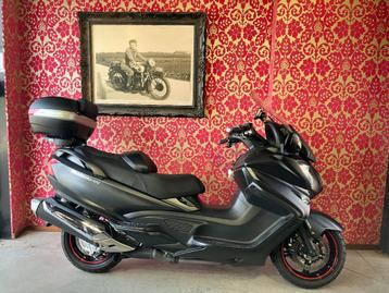 suzuki burgman 650 executive 10000km in topstaat  beschikbaar voor biedingen