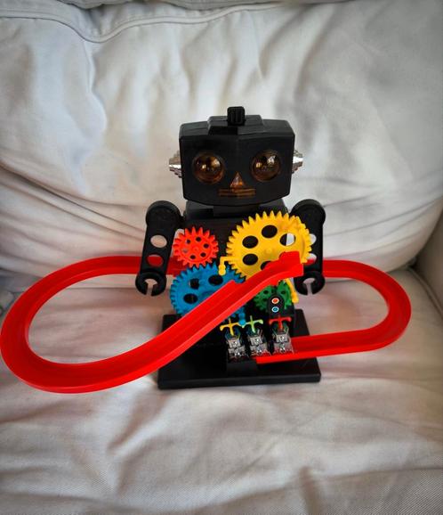 Oude robot gemaakt in het circuit van Taiwan.., Verzamelen, Speelgoed, Zo goed als nieuw, Ophalen of Verzenden