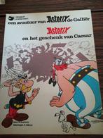Bd souple - Asterix en het geschenk van caesar, Utilisé, Enlèvement ou Envoi