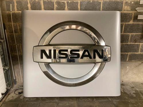 Orgineel omhulsel Nissan garage/lichtreclame, Auto-onderdelen, Verlichting, Nissan, Gebruikt, Ophalen