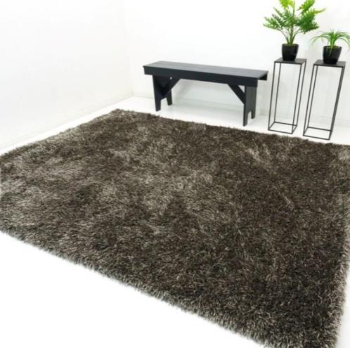 Hoogpolig Vloerkleed 160x230 cm – Bijna nieuw, Huis en Inrichting, Stoffering | Tapijten en Vloerkleden, Zo goed als nieuw, 150 tot 200 cm