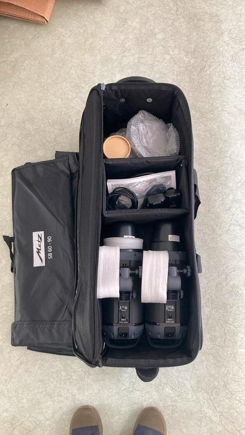 De Metz Mecastudio TL-300 SB-Kit 2, Audio, Tv en Foto, Foto | Flitsers, Zo goed als nieuw, Metz, Ophalen of Verzenden