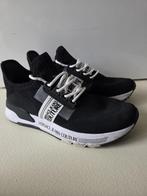 Versace sneakers als nieuw aankoopprijs 185 euro, Vêtements | Hommes, Chaussures, Enlèvement ou Envoi, Comme neuf, Baskets, Noir