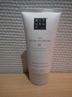 Rituals. .Douche exfoliante, adoucissante (Ritual of sakura), Envoi, Neuf, Baignoire & Douche