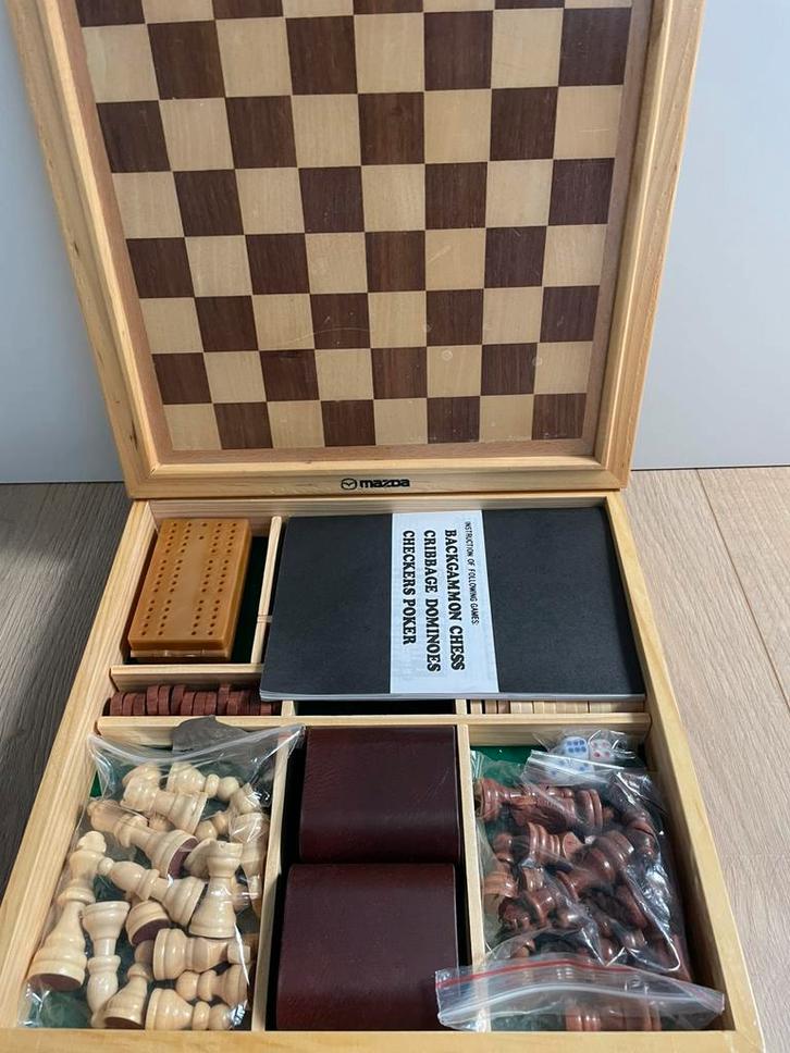 Diverse gezelschapsspellen, Hobby en Vrije tijd, Gezelschapsspellen | Bordspellen, Zo goed als nieuw, Ophalen